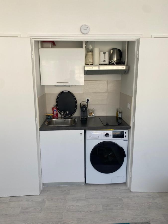 Studio Cosy Entierement Equipe نيس المظهر الخارجي الصورة